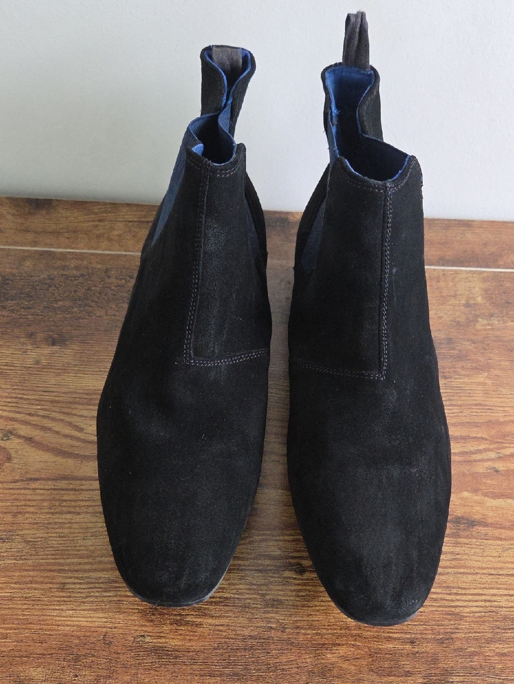 Ted Baker London Mens Black Suede Chelsea Slip-On Boots Sz 9 Euro Boho GQ Luxury
